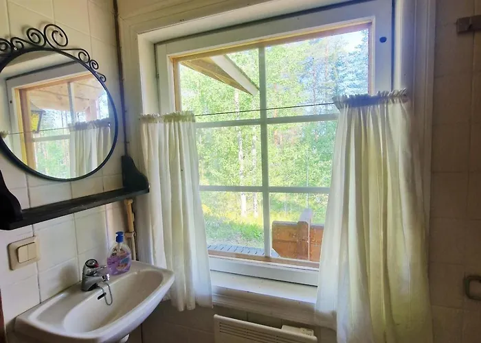 Hietajaerven Helmi, Moekki 2 * יואנסו